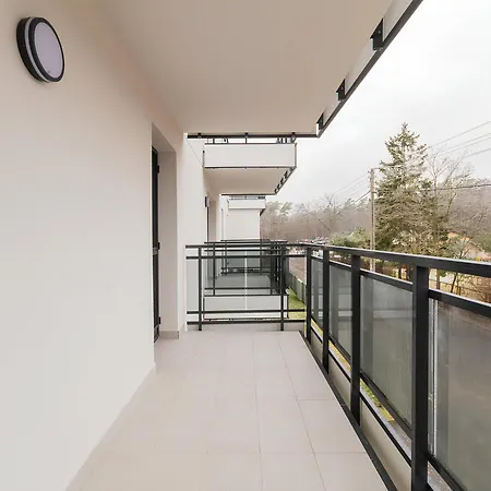 - Rodzinne Z Parkingiem, Strefa Grilla I Placem Zabaw By Flatbook * Jantar