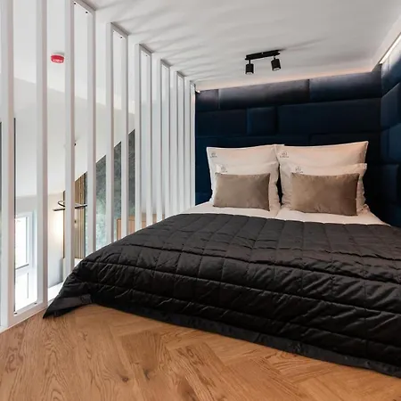 アパート Flatbook - Wynajem Apartamentow Nad Morzem ヤンタル