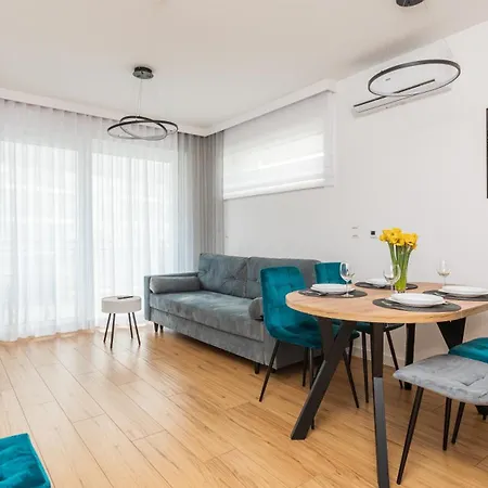 Flatbook - Wynajem Apartamentow Nad Morzem Jantar